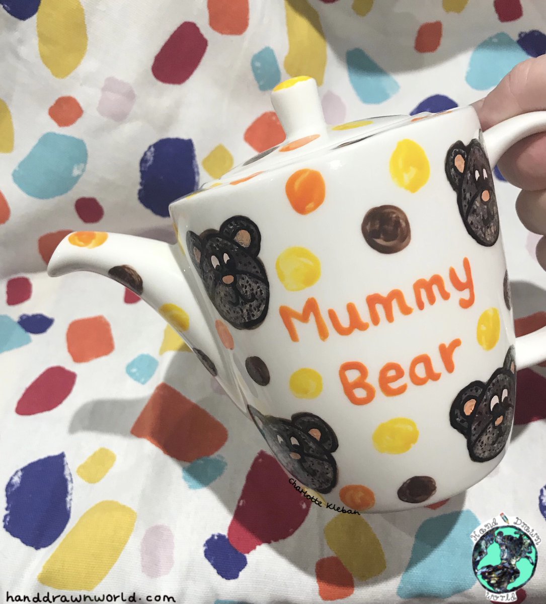 HandDrawnWorld_'s tweet photo. A good cuppa makes mornings more BEARable 🐻🛌🌅 

#MHHSBD #EarlyBiz #MummyBear #MothersDayGifts https://t.co/Xf9ULv4P9z