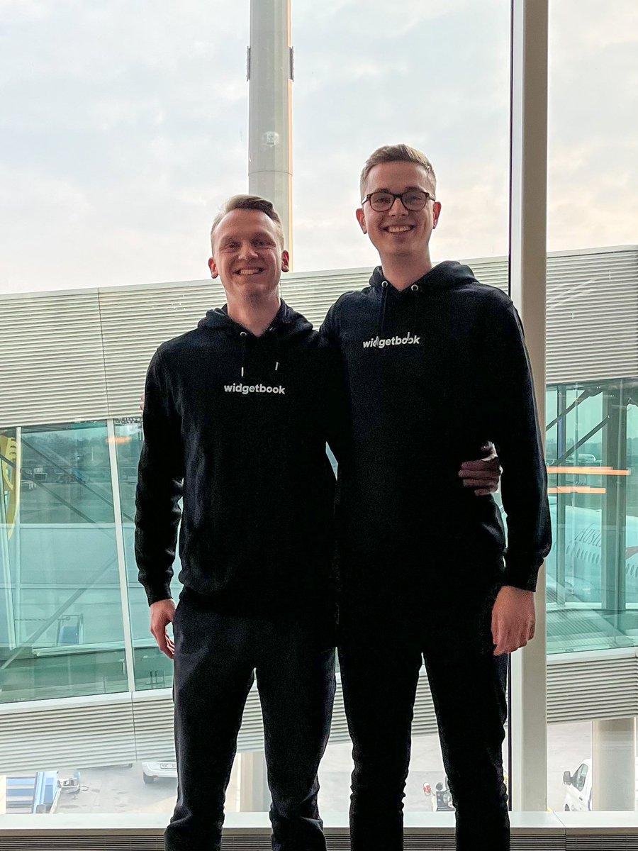 <a href="/jens_hor/">Jens Horstmann</a> and I are on our way to Turin for #FlutterHeroes23 ✈️🇮🇹

We’re organizing dinner and drinks in Turin tonight! Please leave a comment or send me a DM if you’d like to join us!🍕🍻