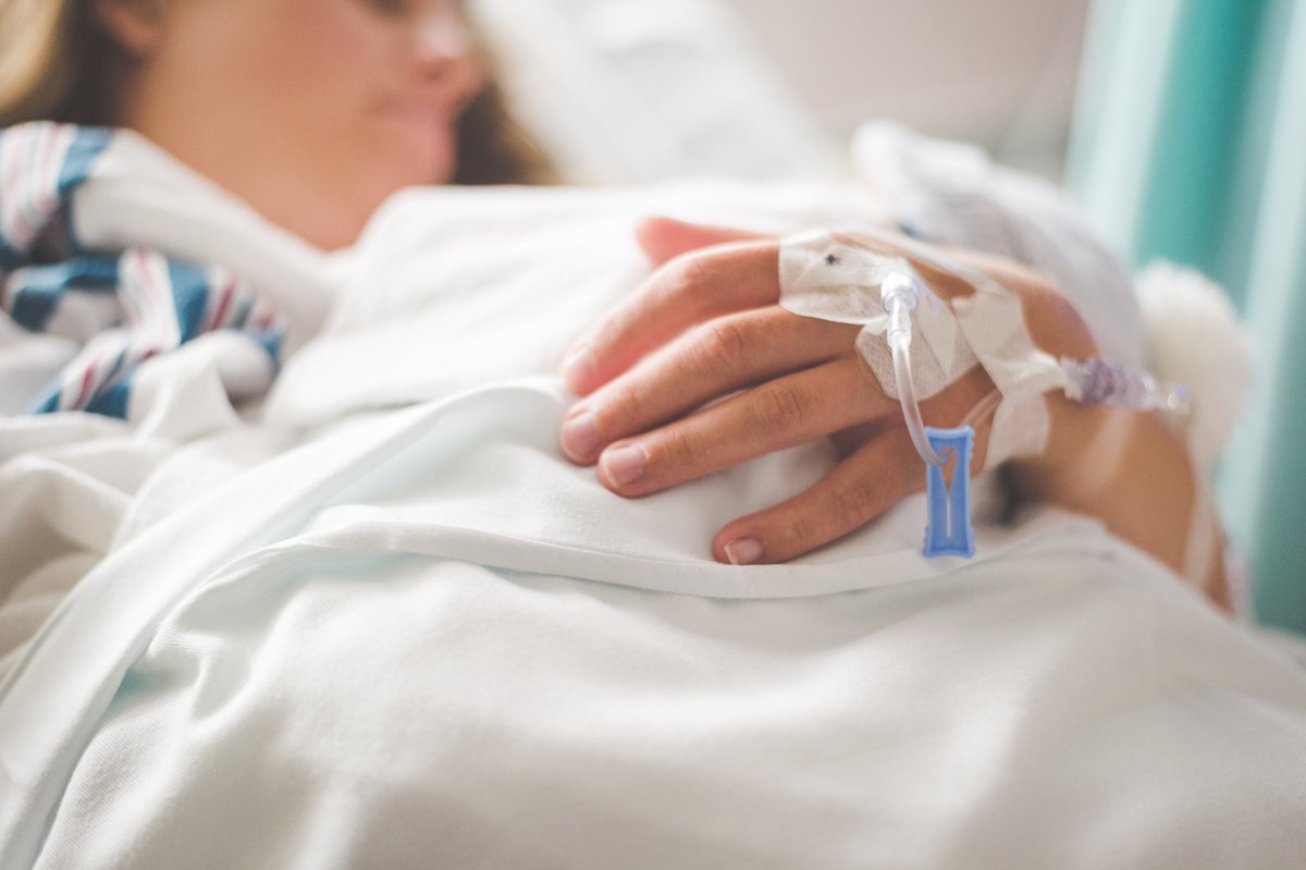POC Media (@pocmedianews) on Twitter photo La start-up #SomnoEngineering veut améliorer la qualité de sommeil des patients en réanimation.
Issue de recherches menées au <a href="/CHU_de_Poitiers/">CHU de Poitiers</a>, la start-up développe un moniteur automatique du sommeil. À lire sur pocmedia.fr/la-start-up-so… La start-up #SomnoEngineering veut améliorer la qualité de sommeil des patients en réanimation.
Issue de recherches menées au <a href="/CHU_de_Poitiers/">CHU de Poitiers</a>, la start-up développe un moniteur automatique du sommeil. À lire sur pocmedia.fr/la-start-up-so…