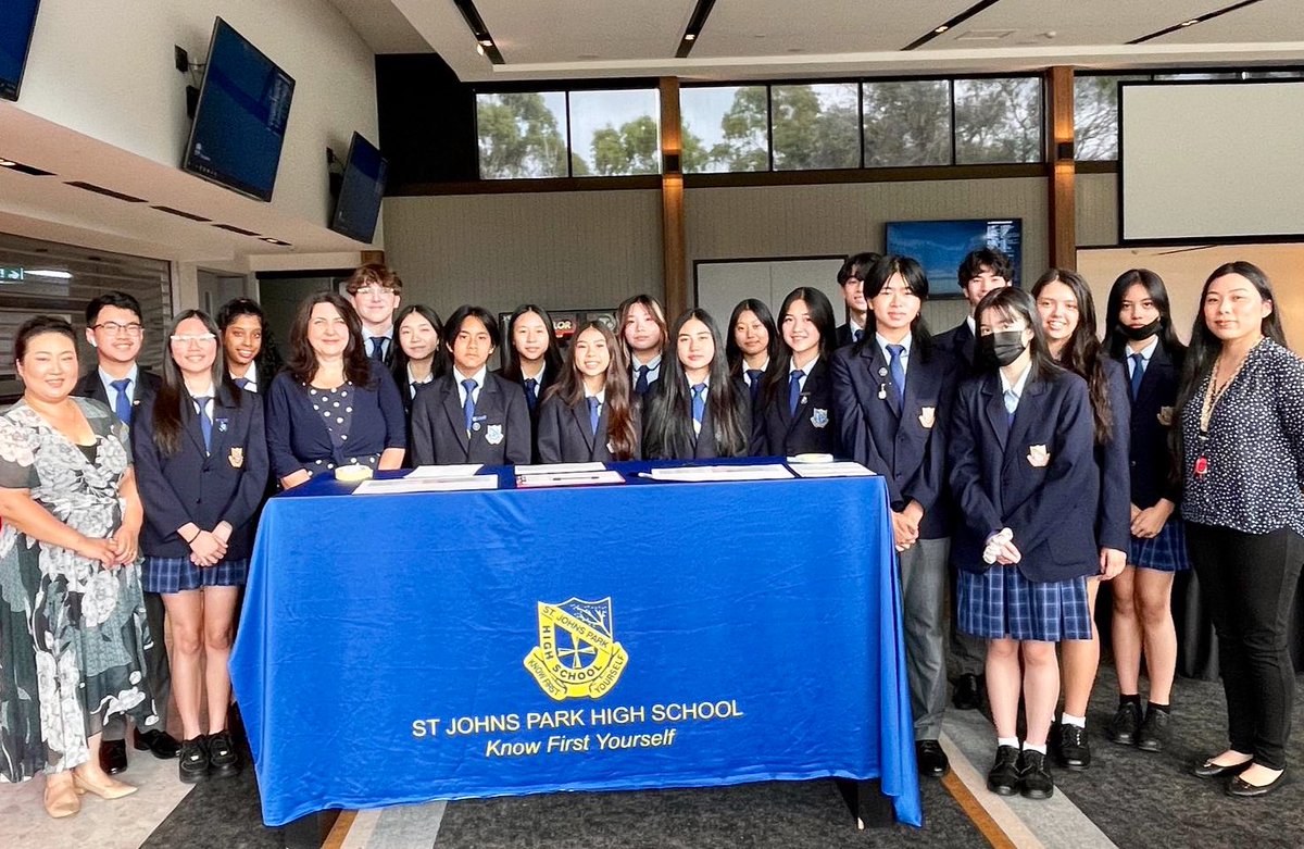 St Johns Park HS tweet media