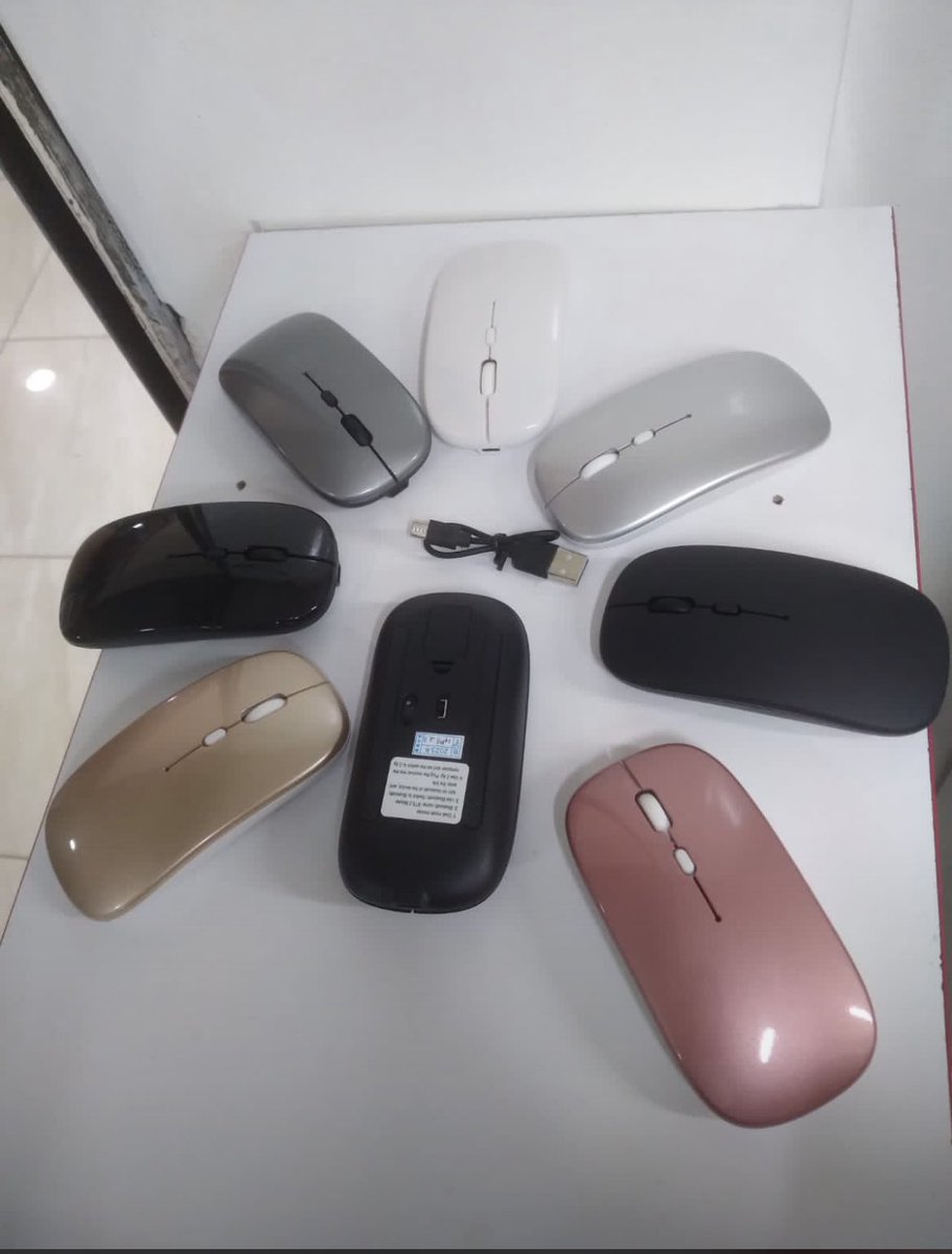 smartechcentre's tweet photo. We Offer you premiums on Laptops, selected phone/comp products and accessories. 
*️⃣hdd/ssd
*️⃣UPs
*️⃣wifi extenders/dongle
*️⃣keyboards
*️⃣routers

We guarantee you quality on our products/service. #smartfix https://t.co/L6zSFWv1hM