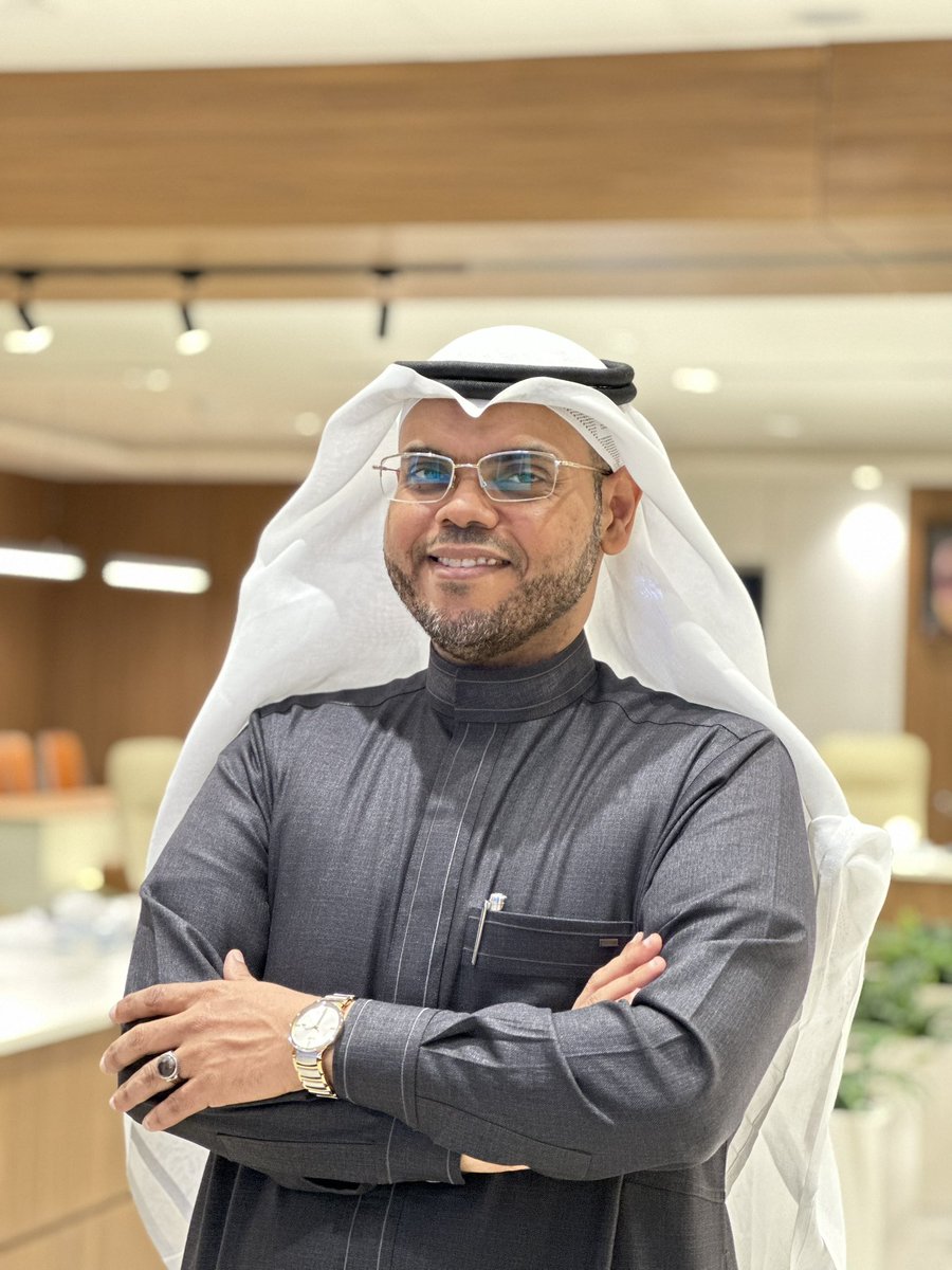 مدير عام مكتب سمير الانصاري للاستشارات- مدرب عقود tweet media