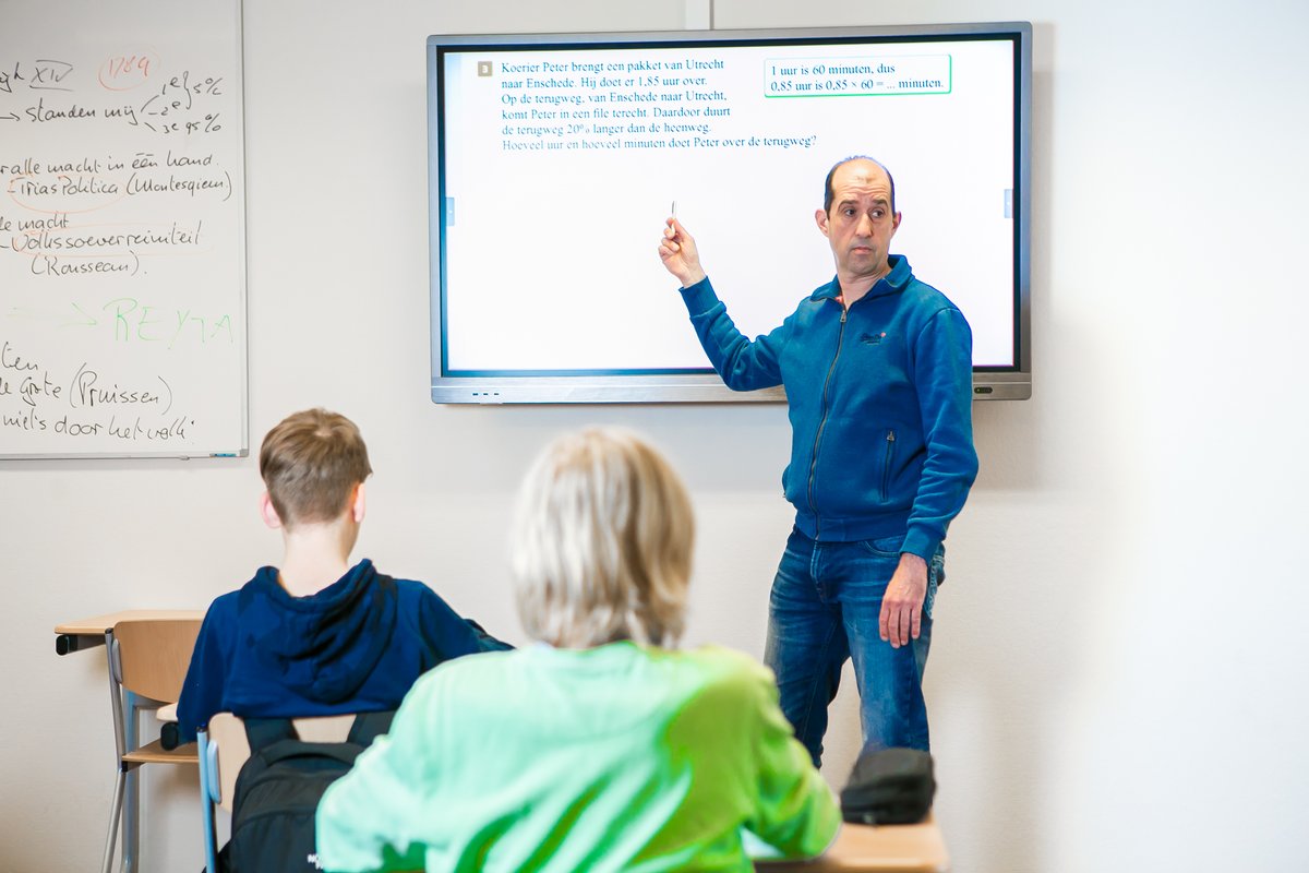 Wil jij docent worden, maar heb je (nog) niet de juiste opleiding? Woensdagavond 15 maart organiseren de scholen in Haarlem en omgeving een Meet &amp; Greet met inspirerende sprekers, workshops + informatie over omscholingsmogelijkheden. Deelname is gratis.
lnkd.in/ehxfFRwz