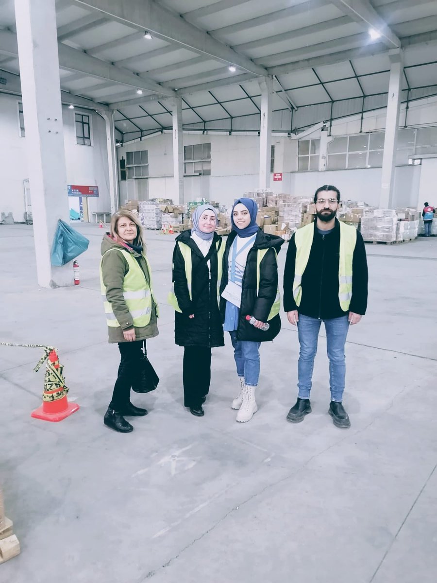 Avdalı İlk-İHO olarak,Sosyal  Sorumluluk Projesi kapsamında  Diyarbakır 'daki depremzedeler için gelen yardımların istiflenmesinde çalıştık.Bütün ülkemize geçmiş olsun.Hayatını  kaybedenlere Allahtan Rahmet, yaralılara  acil şifalar dileriz.
<a href="/CinarMEM21/">Çınar İlçe Milli Eğitim Müdürlüğü</a> 
<a href="/Diyarbakirmem/">Diyarbakır İl Millî Eğitim Müdürlüğü</a>
<a href="/ideaziz1/">Mehmet Aziz İDE</a>