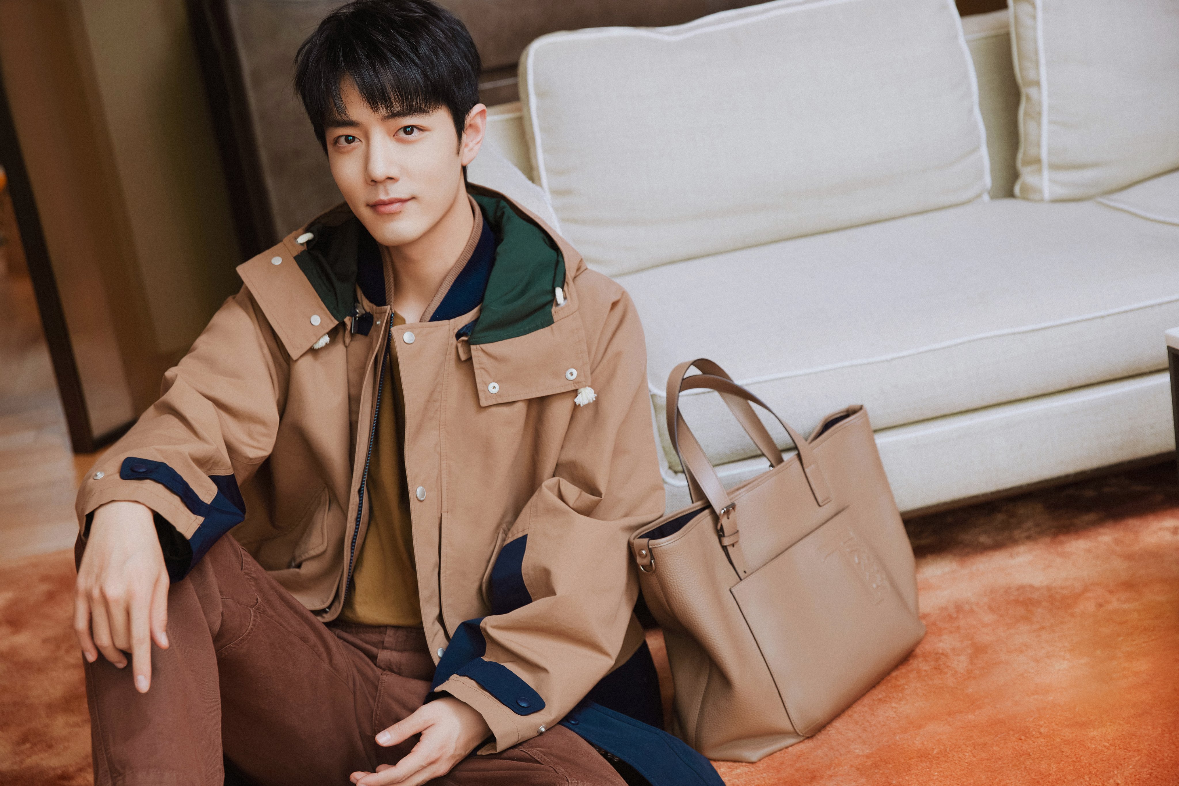 gucci on X: Global Brand Ambassador #XiaoZhan appeared in a #GucciCruise23  sartorial look alongside Gucci Savoy luggage from the #GucciValigeria  collection. #GucciTailoring  / X