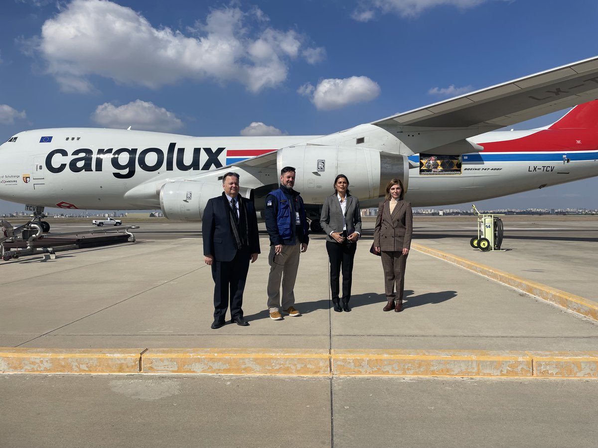 Yesterday, a cargo flight from Luxemburg🇱🇺 landed in Turkiye 🇹🇷 via the EU Civil Protection Mechanism. 

It brought 32 tonnes of medical equipment to support people affected by the devastating earthquakes in the country.

🇱🇺🤝🇪🇺🤝🇹🇷