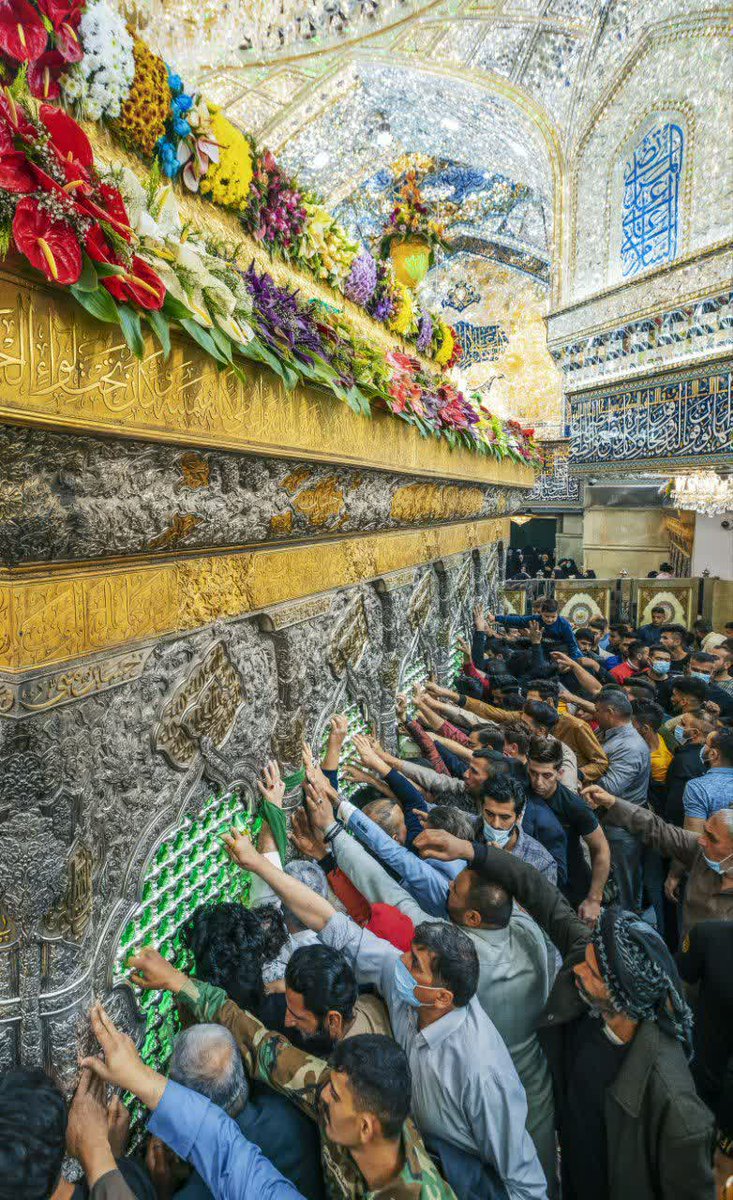 تایاحسین‌ذکرشریف‌شفاعت‌است 
نامی‌به‌غیر‌نام‌تو‌بُردن‌حماقت‌است

#یااباعبدالله
#ImamHussain