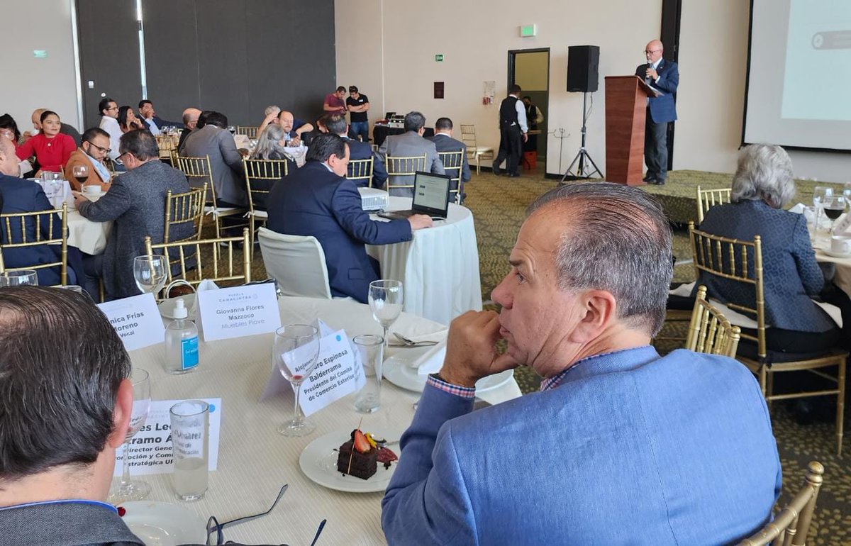 Joseman_68's tweet image. En reunión con la Delegación CANACINTRA Puebla, presenté mi propuesta de trabajo que ofrecemos a los industriales para seguir impulsando el desarrollo de las empresas. 
#Canacintra #Mexico 
#SanchezCarranco 
#porunmexicoindustrial