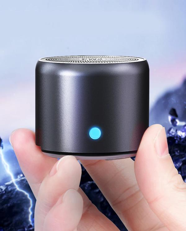 shabistudio's tweet image. Mini Bluetooth Speaker with Custom Bass Radiator

EWA A106 Pro Mini Bluetooth Speaker with Custom Bass Radiator, IPX7 Waterproof Super Portable Speakers, Travel Case Packed
Starting Price; $10.67

gadjup.com/product/mini-b…

#Gadjup  #Bluetooth  #MiniBluetooth #Portable #Waterproof