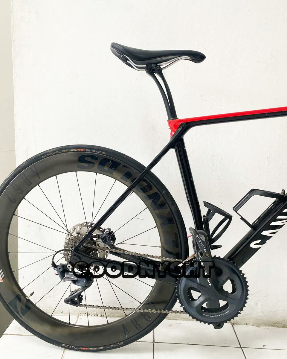 goodnyght's tweet photo. Izin berniaga kakak, Roadbike Canyon Endurace CF SLX 9.0 (Seri tertinggi di tipe endurace)
Size M
Handlebar 420/100mm
Groupset Ultegra R8020 Disc
Wheelset AR58/62
Fullbike
.
Detail: https://t.co/TSAhOooN14
.
NEGOTIABLE πΈ
.
#fnfjb #bgrfixedfaction #roadbike https://t.co/lMnO6q4sj1