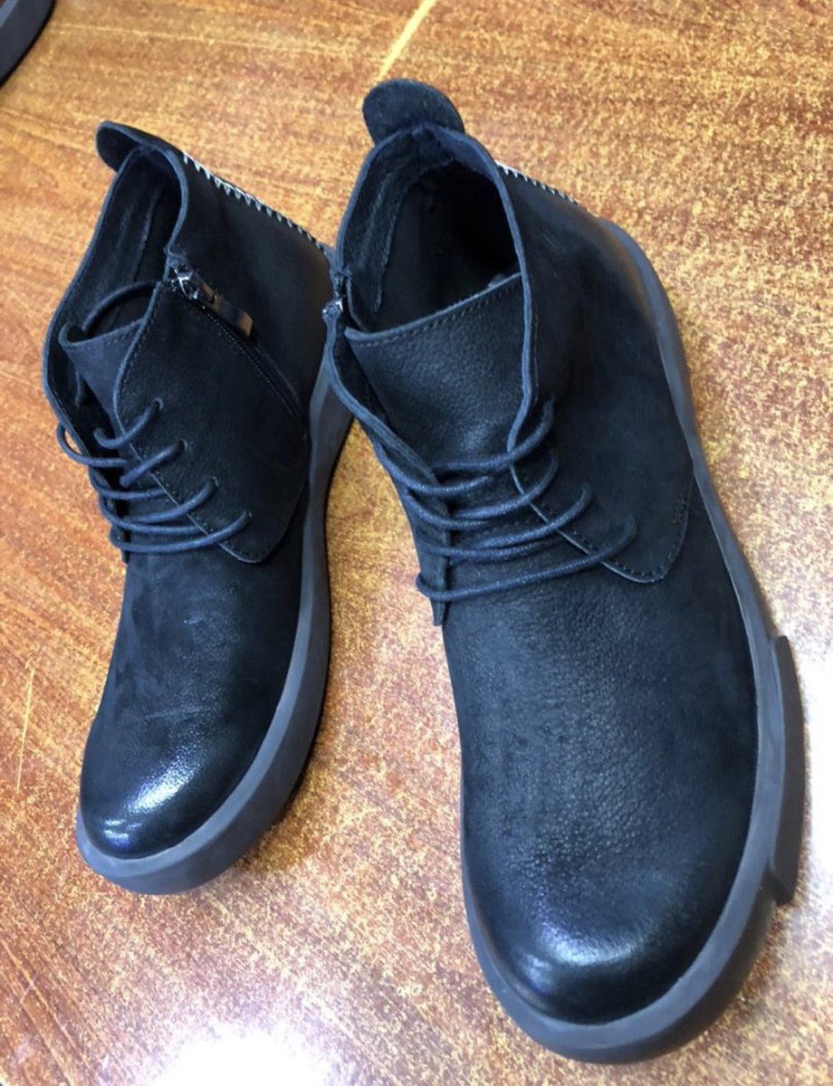 Naberz shoes tweet media
