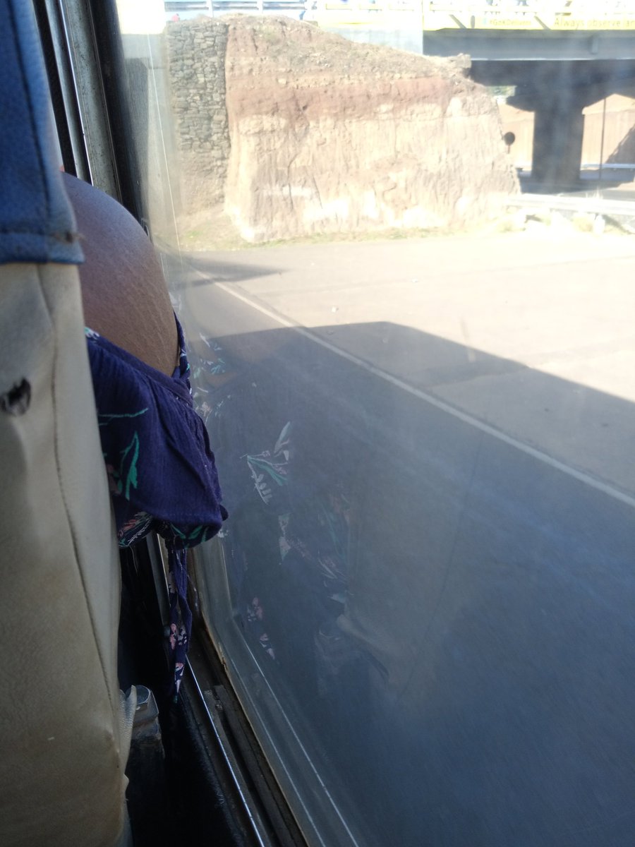 mwamiyes's tweet photo. This wall along Thika Road is called an Emergency Halt. Hapa dere akilose breaks anapeleka gari hapo inagonga inasimama.
#TwitterEngineers https://t.co/GgwDGfV8al