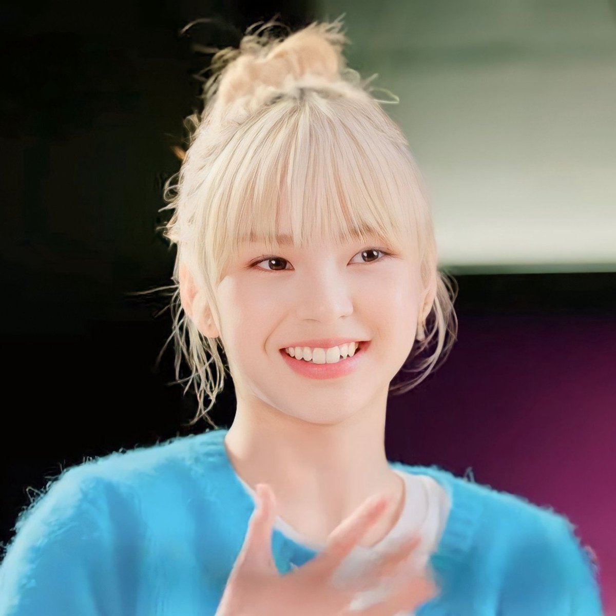 "#CHIQUITA สมาชิกวง #BABYMONSTER"

▪️อายุ 14 ปี เป็นน้องเล็กของวง
▪️มาจากประเทศไทย 🇹🇭
▪️ ออดิชั่นเข้ามาในวายจีตอนปี 2021 
▪️ ถูกเลือกให้เข้าไปอยู่ในไลน์อัพหลังการประเมินรายเดือนครั้งแรก ตอนนั้นฝึกได้ 3 เดือน
▪️เข้ามาในไลน์อัพเป็นคนสุดท้าย
▪️ร้องเพลงเพราะและเต้นเก่ง