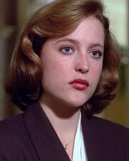 Happy birthday to this absolute baby, love love love love u dana scully x 