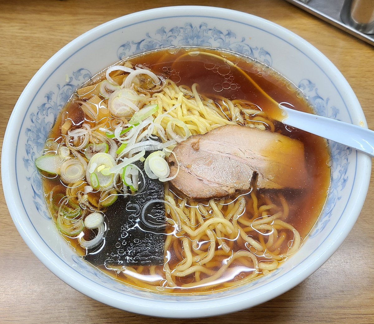 2/20昼食 池袋 福しん 公会堂前店さんにて 手揉みラーメン 福しんと言えば手揉みラーメン🍜🍥 昔から食べてました🤣