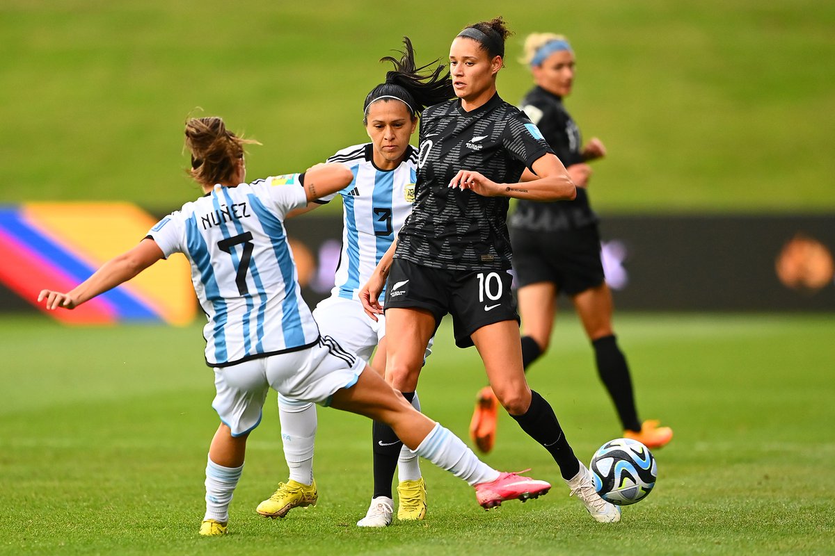 🏆 #SelecciónFemenina Amistoso - Fecha FIFA

⚽ <a href="/Argentina/">🇦🇷 Selección Argentina ⭐⭐⭐</a> 🇦🇷 0 🆚 #NuevaZelanda 🇳🇿 0

⏱ 20' PT