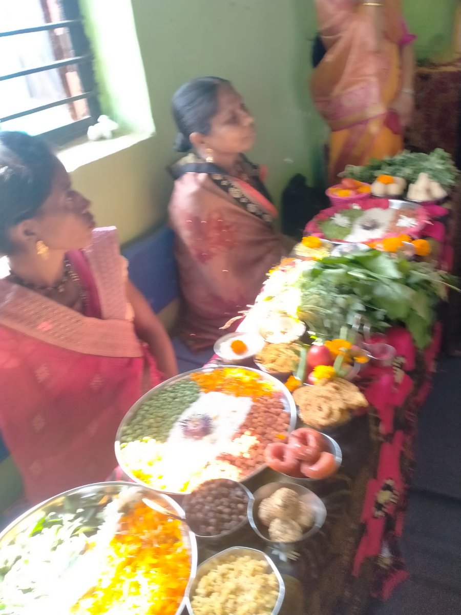 आंतरराष्ट्रीय तृणधान्य वर्ष २०२३ निमित्ताने तृणधान्य विषयी जागृती व सकस आहार बाबत जागृती करीता तिरंगा थाळी स्पर्धा विविध गावात आयोजित त्यापैकी एका गावातील क्षण