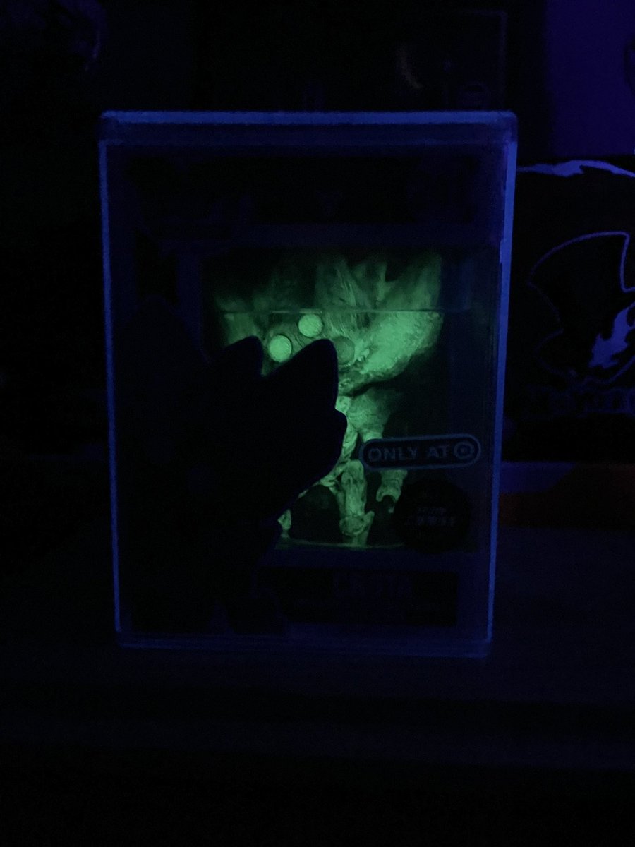 BigEdRTK's tweet image. Mail Call📭📭 Got a deal on the Destiny set couldn’t pass up! &amp;amp; Also got my HardStacks from @Undeadprotecto2 &amp;amp; man these are soo clean! Definitely recommend checking them out.
#FunkoPOP #FunkoPOPCollector #FunkopopAddict #RoadToKollectibles