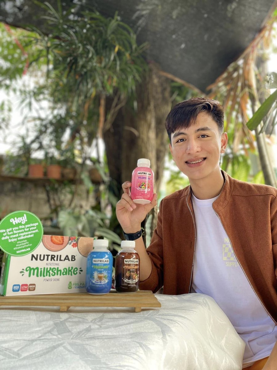 NutrilabPH's tweet photo. Nutrilab is made to help on-the-go professionals not to skip meal. Just like Mr. Abram Pacis 💚🥰
So what are you waiting for? Say NO to skipping of meal because Nutrilab got you! ✨
#nutrilab #nutrilabph #NutrilabOfficial https://t.co/hOPsBHVFF4