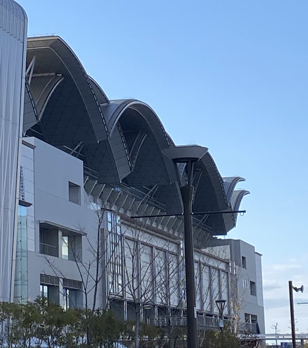 「イベントお疲れ様でしたっっ!サークルに来て下さった方、本当にありがとうございまし」|あやめのイラスト