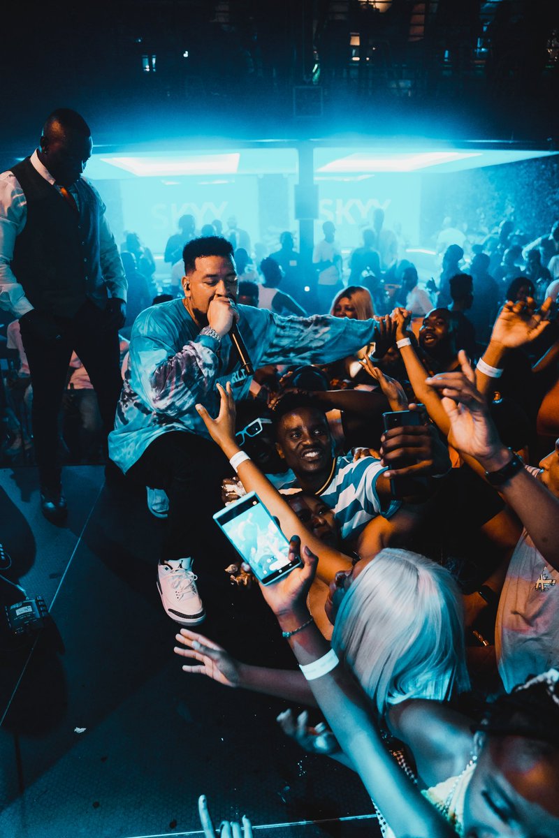 lastro_10's tweet photo. When Last Did You See @akaworldwide Perform?

I Last Saw SupaMega At Propaganda For His Birthday Celebration And You?

We Got Robbed Of Greatness, Death Do Not Be Proud

#RIPKiernan 
#LiveLongSupaMega https://t.co/hVD3cDgZg4