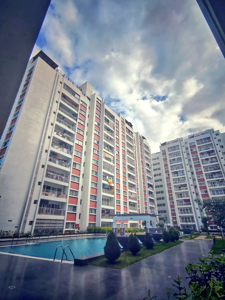SLVCPAOA's tweet image. #PoolView #CloudyDay