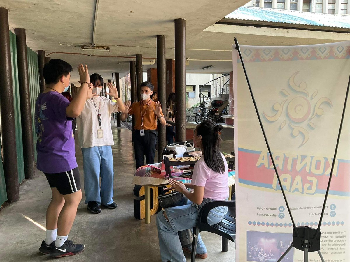kontragapi's tweet photo. Tara na rito sa AS Walk sa Palma Hall! :) https://t.co/JPxUmNjrsz