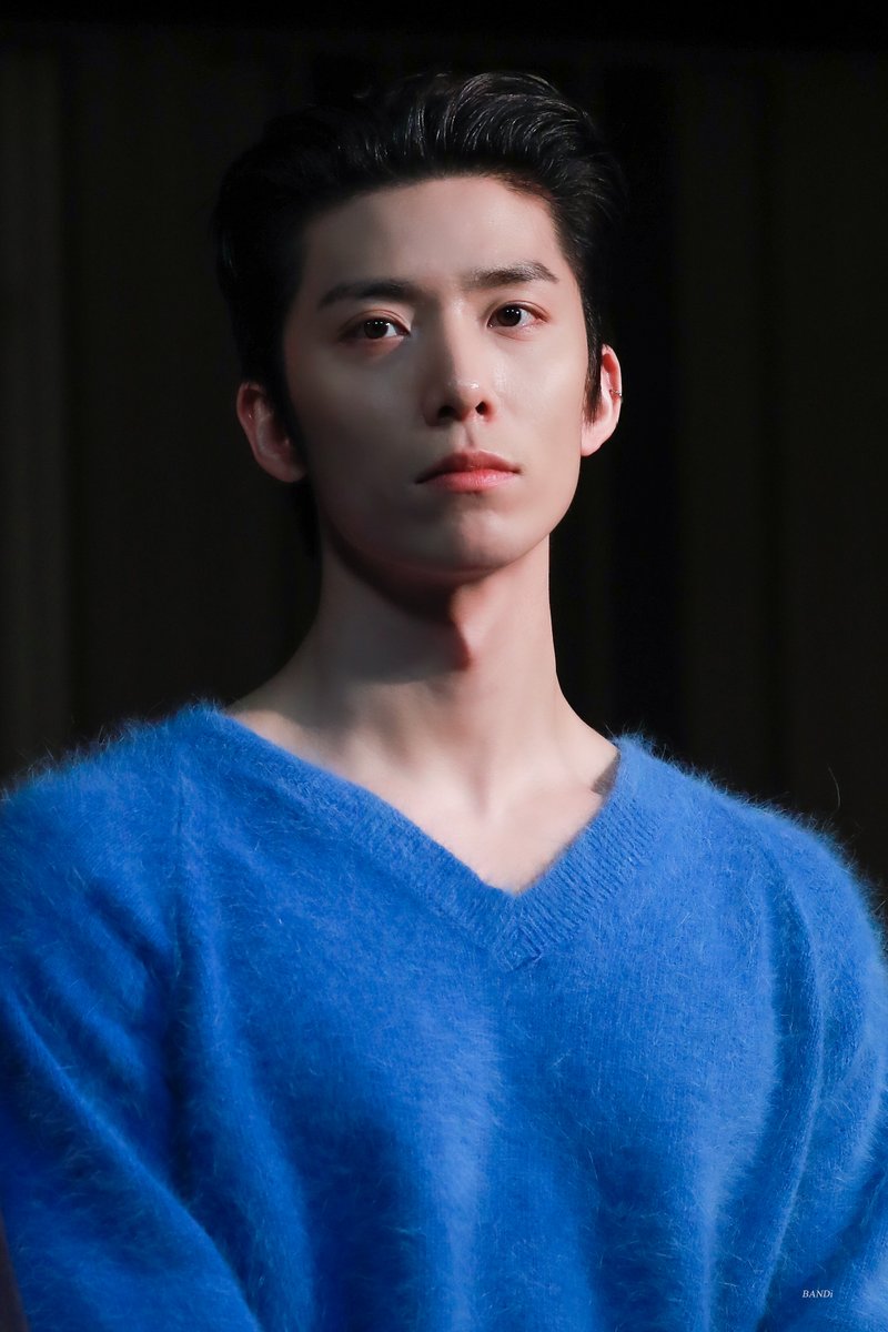 휘영시💙

 #휘영  #섹시규니 #HWIYOUNG   #SF9                        
#에스에프나인             
<a href="/SF9official/">SF9official</a>