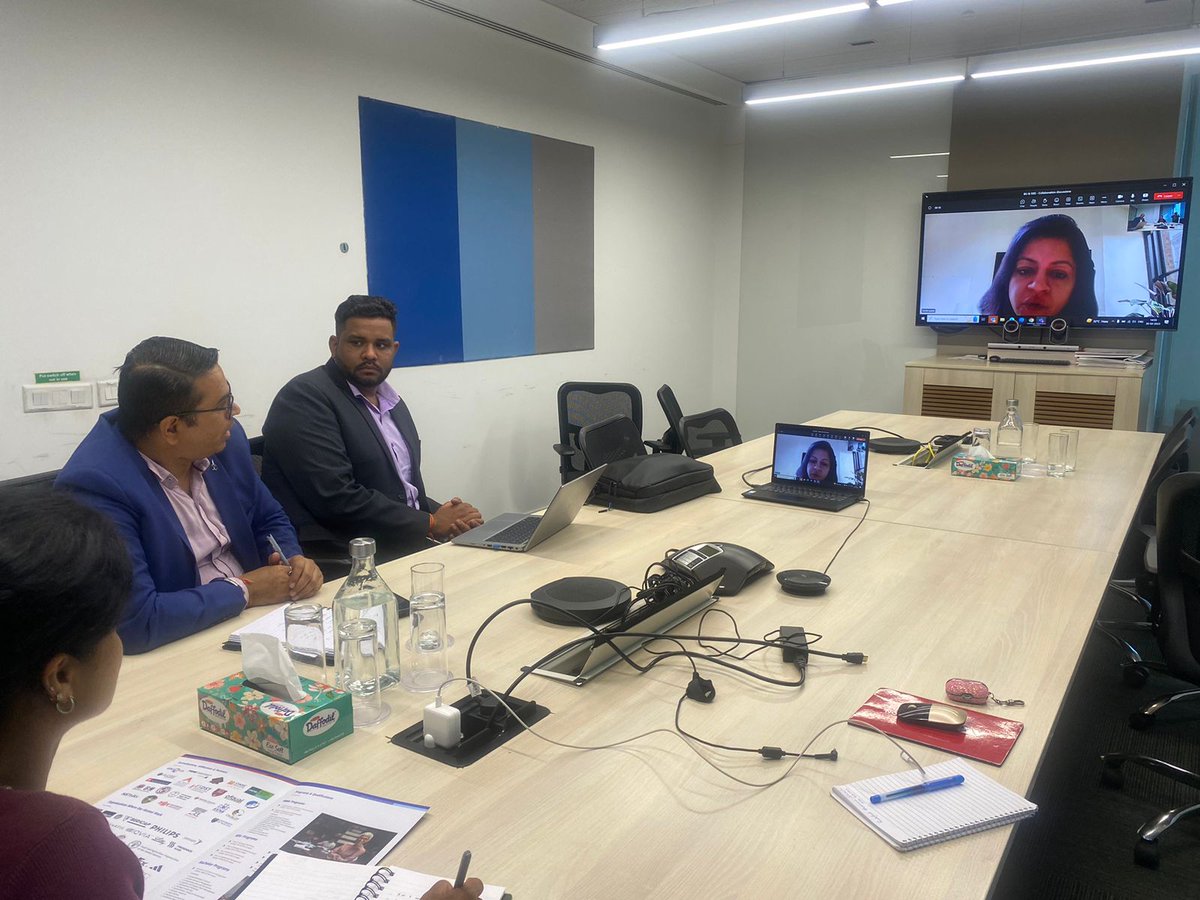 BennettNoida's tweet photo. A team of Rushford Business School, Switzerland visited the Bennett University campus to explore the collaboration and progression pathways for students mobility and faculty engagements.
#BennettUniversity #BennettUnivInternational #collaboration #studyabroad #studyinswitzerland https://t.co/5GJlymEy3W