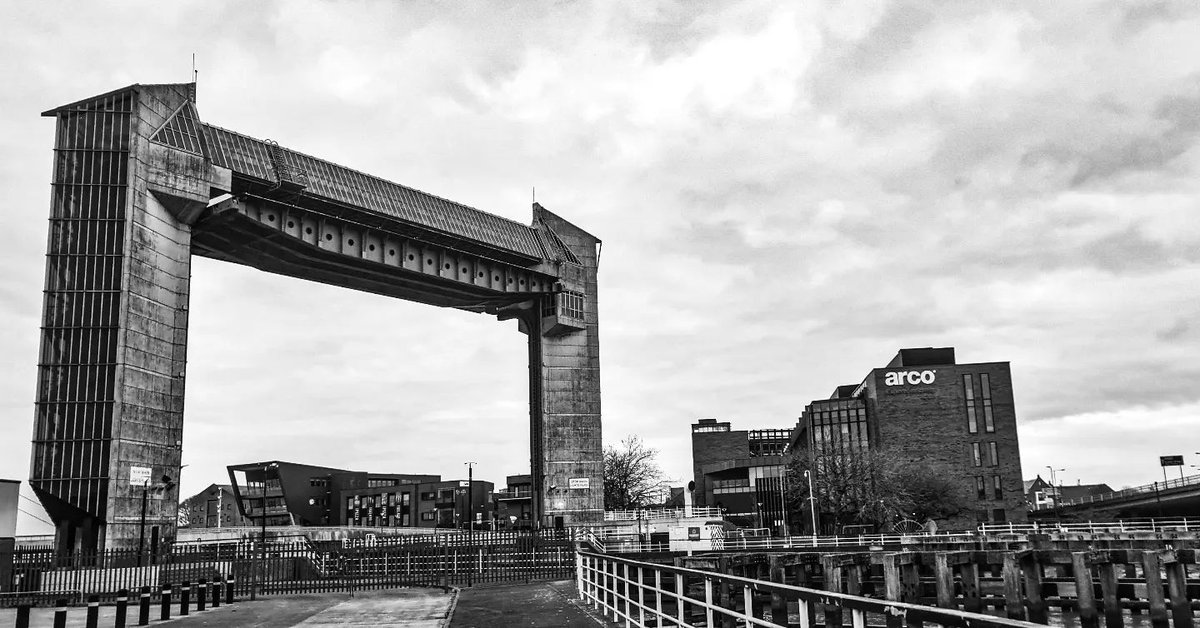 Hull Tidal Barrier.📍 
This looks like home. 🤍
{📸 allthingshull via Instagram}

#Hull #Photography #HullCars
