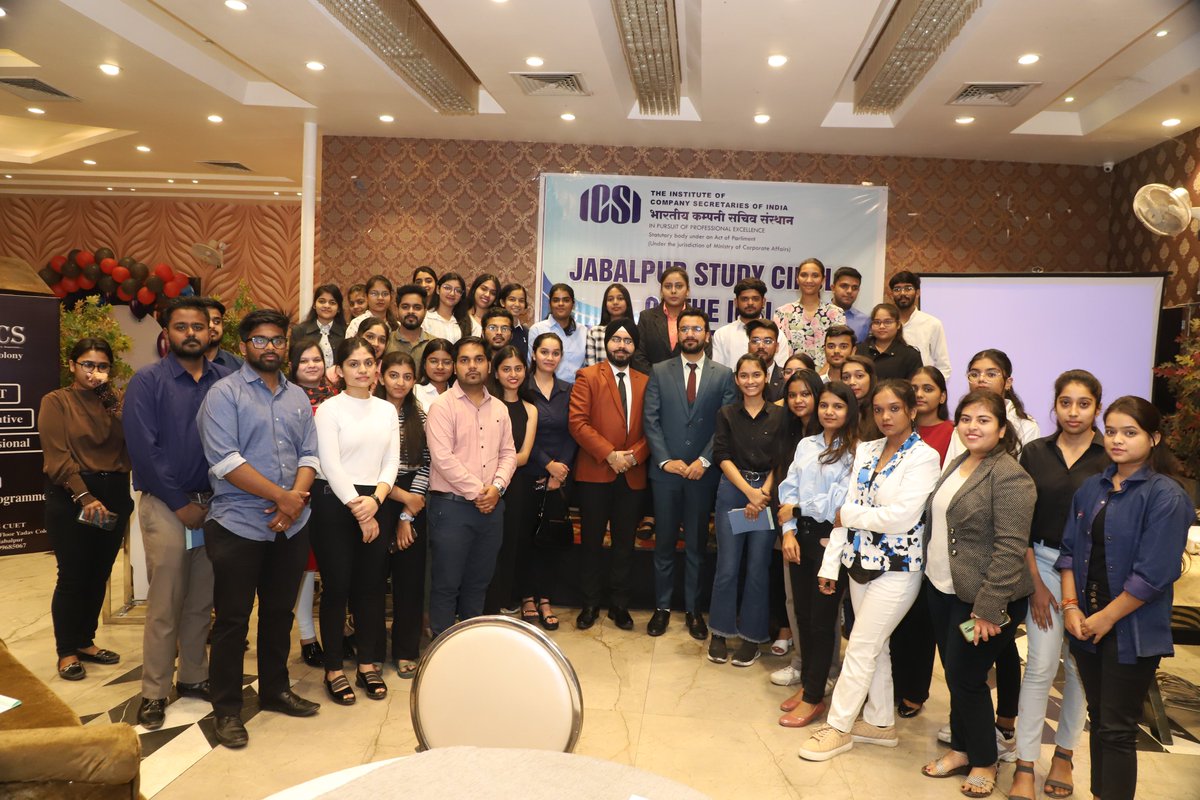 DiveshGoyal04's tweet photo. Seminar - 10 of 2023

It is my pleasure to announce that I have taken a session at the Jabalpur Chapter of WIRC of ICSI on Sunday, 19 Feb 2023. My Topic was *Loans, Deposits and Investments*. 
#bornforcs #proudcs #proudcsmom #icsi #icai #icaistudents #varanasi #kashi https://t.co/GBMEHv7bcW