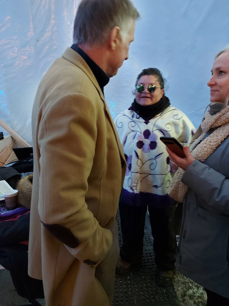 toewSC's tweet photo. The events at #camphope were incredible! Thanks
@ColinBigbear
Freedom George
@MaximeBernier
Candice Sero, Ron Clark and Walter'n Maria.
#freedom #canpoli #ppc #maximebernier #bigbear #freedomgeorge #worldunity https://t.co/LH8W3nRSwC