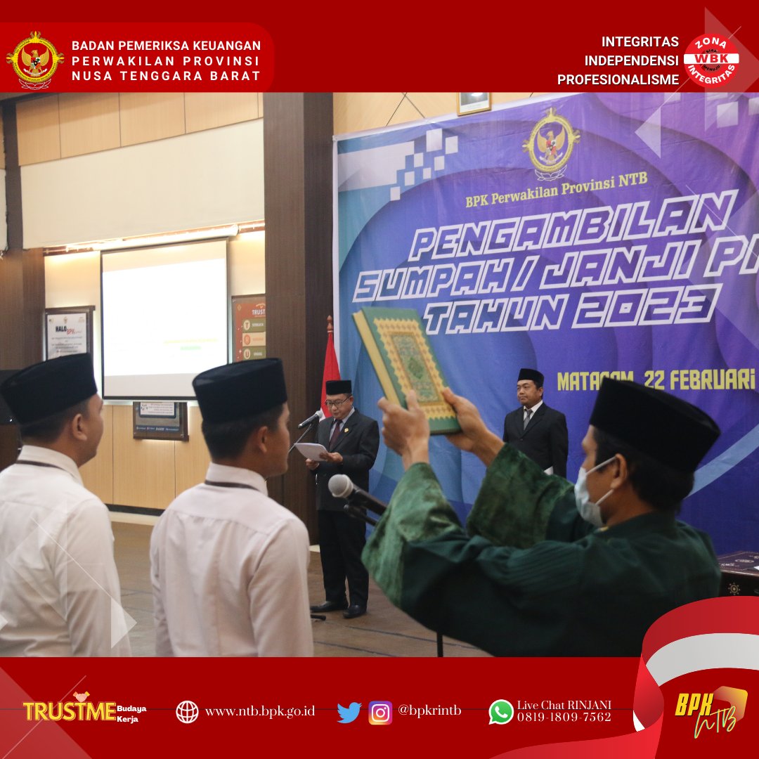 bpkrintb's tweet photo. Acara Pelantikan dihadiri para Pejabat Struktural, para Rohaniwan, para pegawai BPK NTB sebagai saksi dan undangan serta 37 orang CPNS yang akan dilantik. https://t.co/P6YF6mjl50
