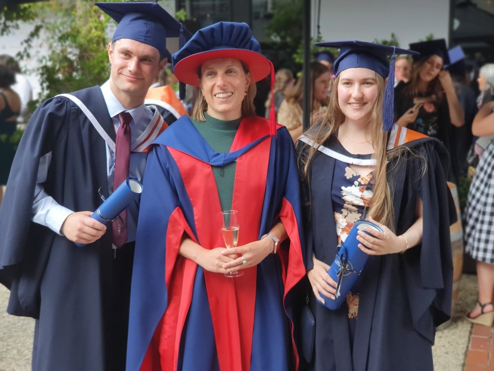 geochemista's tweet photo. Proud supervisor moment! Rosie and Matt completed their Honours projects with me last year so it was wonderful to be there to watch them graduate with their Enviro Engineering degrees @DeakinSEBE #EnviroEngDeakin https://t.co/2hXL9WIGSj
