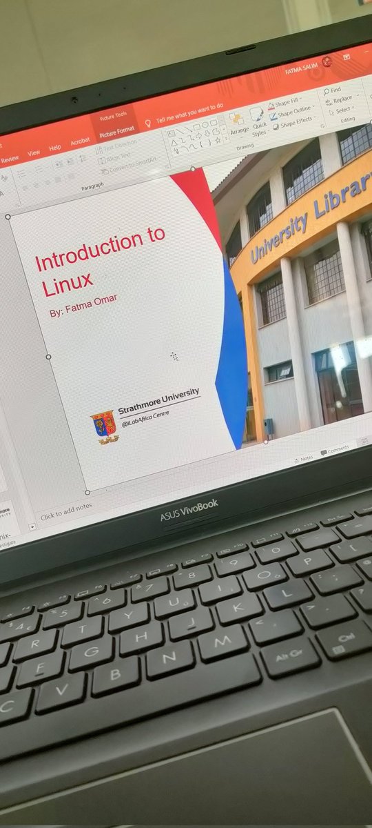 Teaching my first Linux class today🤭🤭 
@iLabAfrica 
#Cybersecurity2023 
#womenincyber
#cybergirl