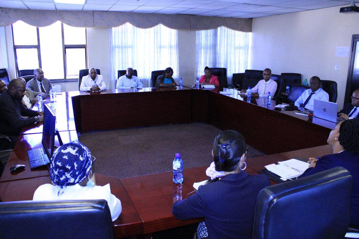 IOMLesotho's tweet photo. On their study tour, the Kingdom of Eswatini🇸🇿 task force on migration management paid a courtesy call to the Principal Secretary (PS) of the Mountain Kingdom of Lesotho's🇱🇸 Ministry of Finance and Development Planing.

Supported by @IOMDevFund https://t.co/RhGaxVOo10