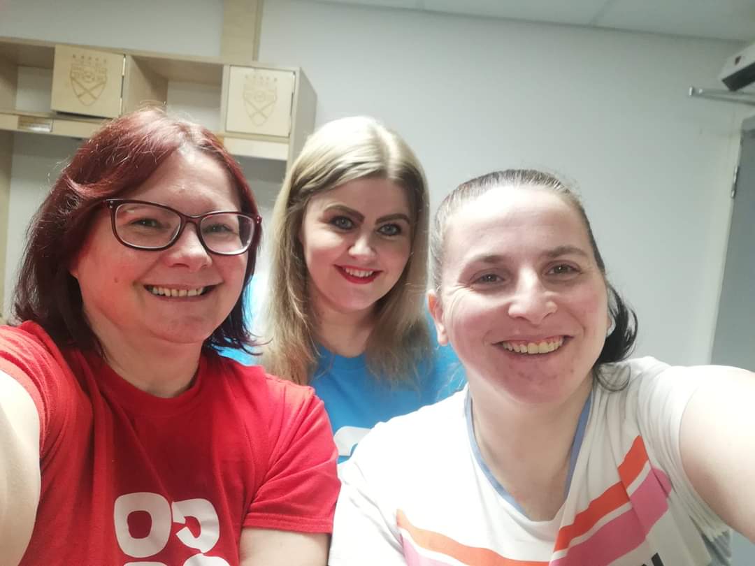 JackieBakerCoOp's tweet image. Great charity bingo night for @ekdementiacarers well done @newlands_mp 💙 #teamwork @may_member #localcauses #community #itswhatwedo @Tom_MPM