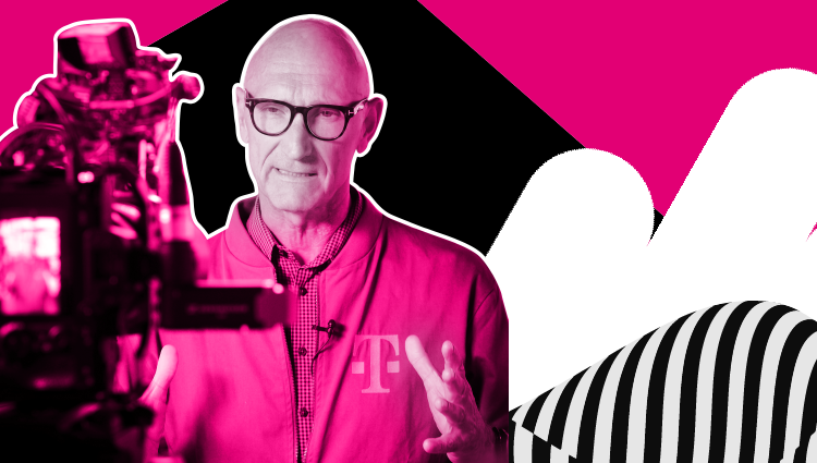 deutschetelekom's tweet photo. "In einem schwierigen Umfeld haben wir 2022 unsere Strategie konsequent umgesetzt und unsere Jahresziele übertroffen", so #Telekom CEO Tim Höttges. https://t.co/Am81Ix7FIt