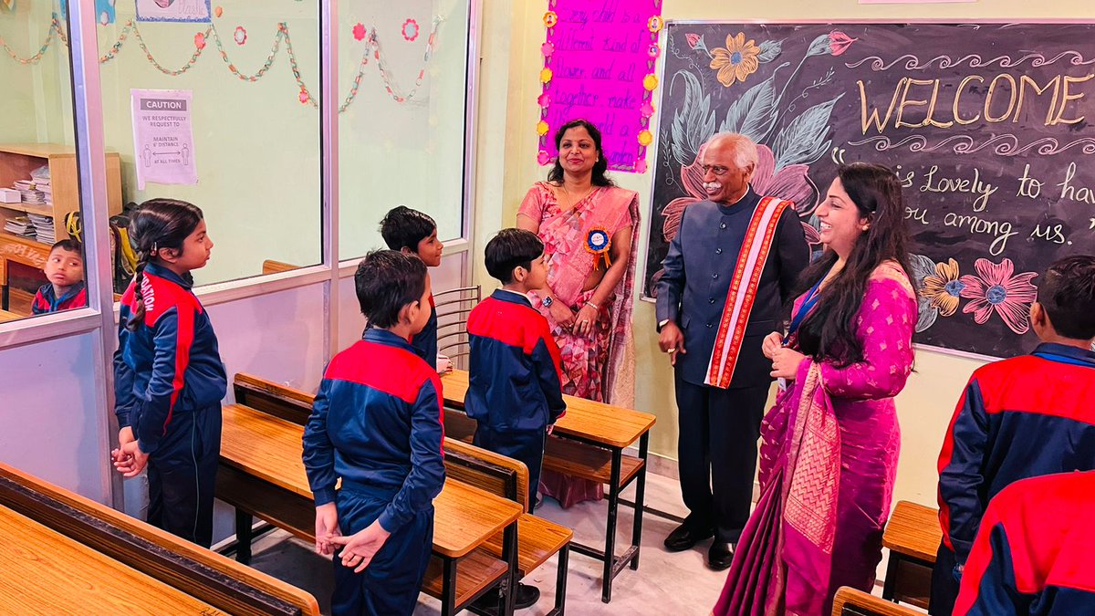 Dattatreya's tweet photo. Poor children from underprivileged sections ~ OBCs, SCs, STs and other social groups ~ drop out from schools due to poverty and other reasons. We have to go extra mile in ensuring their education and holistic empowerment to build a stronger and more inclusive society. 2/2 https://t.co/dlbUx3iMvG