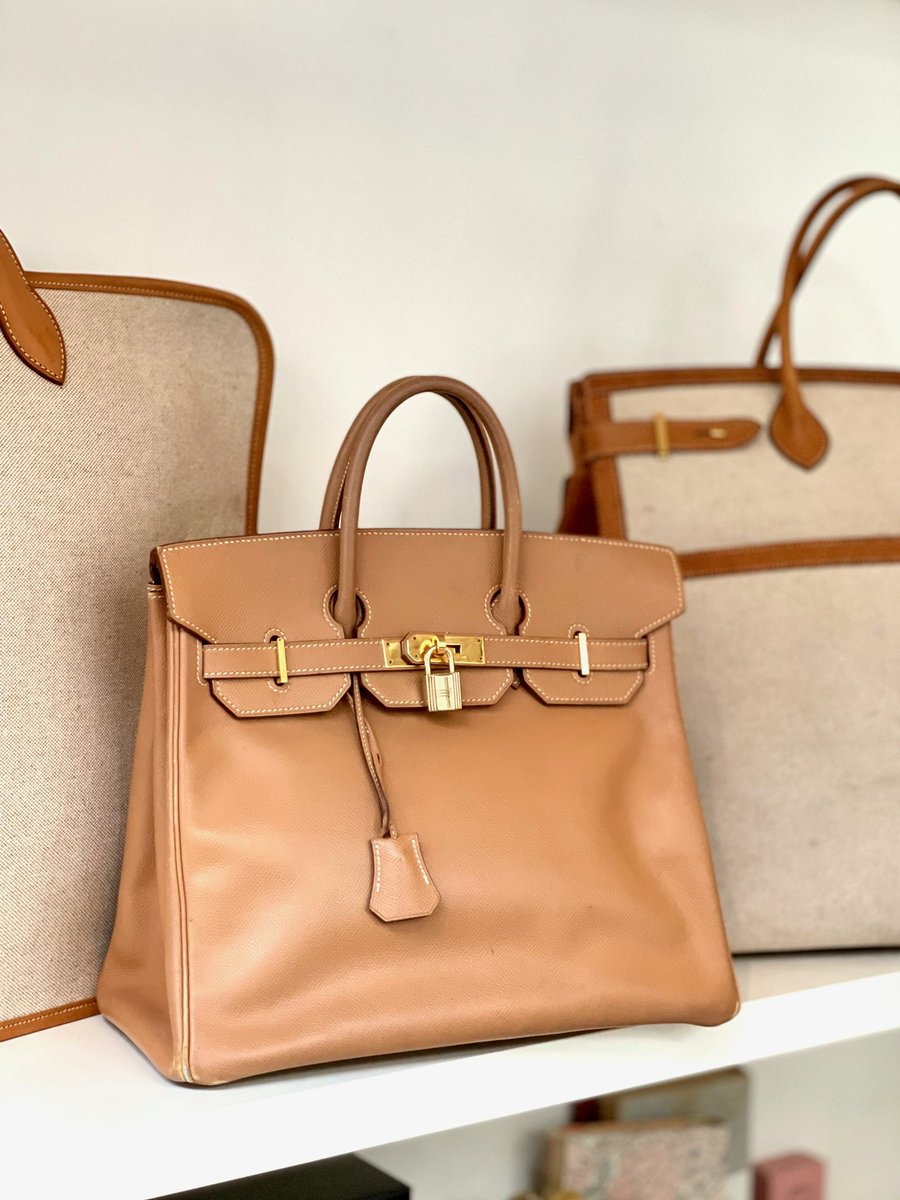 VINTAGEPARISFR's tweet photo. New arrival HAC 32 #hermes @VINTAGEPARISFR https://t.co/fdc2nlEqkx