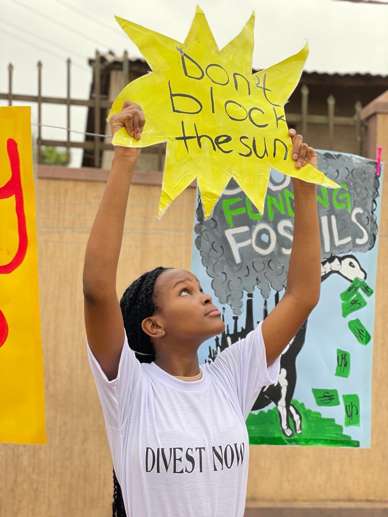 joanandclare1's tweet photo. It's time for banks to stop funding fossil fuel projects that contribute to the climate crisis. We need to invest in a sustainable future that prioritizes clean energy and protects our planet
#FossilBanksNoThanks #YesSolar #CleanEnergyCleanFuture #RiseUpMovement
@Riseupmovt
@350 https://t.co/ix4Jw2iqzI