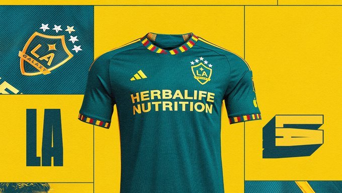 FotMob's tweet photo. 🎁👕 WIN a brand new 2023 MLS jersey from FotMob!

To enter: 
1) Quote RT this tweet

2) In the comment, guess the MLS club with the most followers on FotMob

(winner will be selected from correct entries on Monday 27 Feb and contacted directly from this account) https://t.co/EwWyfKmFGg