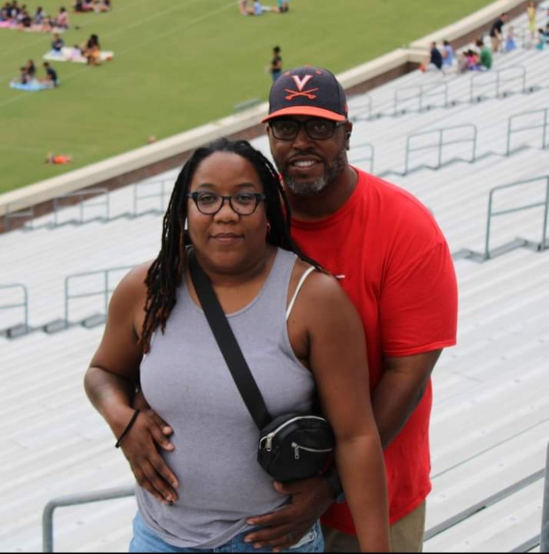 TwittyCoach's tweet photo. Happy Anniversary to my wife @TwittyTown3 and I. 19 years and counting. Wouldn't have it any other way! #Blessed #Family #WeAreNotRegular https://t.co/Ap2xje7BHi