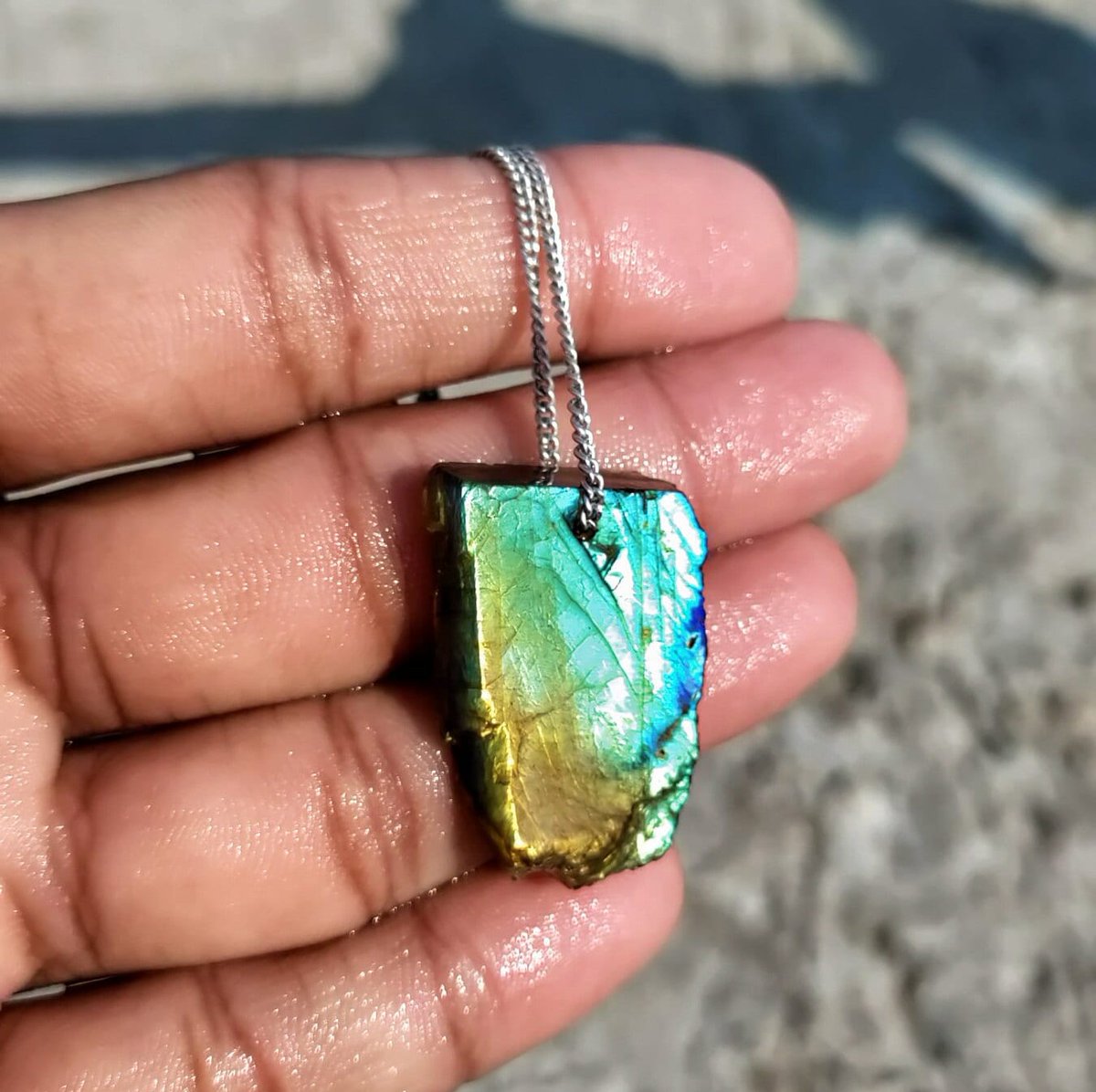 raw_gemstones's tweet photo. Excited to share the latest addition to my #etsy shop: Dainty Birthstone Necklace by RawGemstonesStore • Gemstone Necklace • Perfect Birthday Gift for Her • Gift for Mom https://t.co/c3K3tMMs9g #yes #labradorite #women #recycledmetal #edwardian #brass #rainbow #silver https://t.co/q87NkQF5Gw