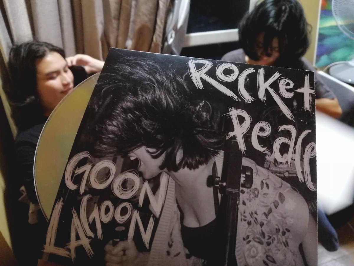 Elev8MeL8r's tweet image. Packaging the EP&apos;s at the HQ 🔊

See you tomorrow at @goon_lag0on&apos;s EP Launch! 
Come before 7:30PM for P100 off on the ticket!