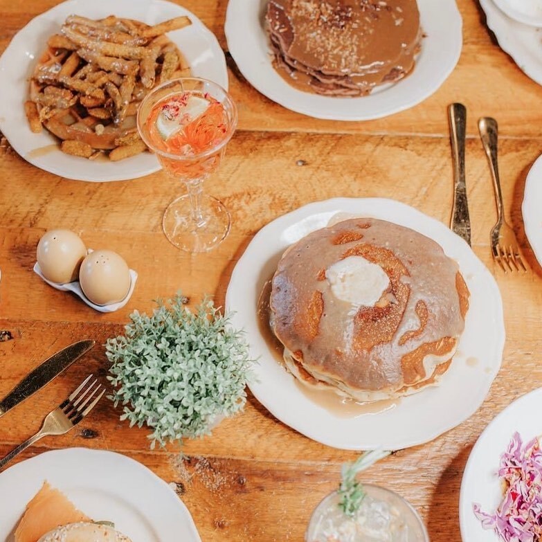 ❄️ Snow Day (2/23) ⛄️ We will be closed at both our St. Louis Park and St. Paul locations today due to the storm. Stay warm and safe everyone! instagr.am/p/CpAXE63uEnf/