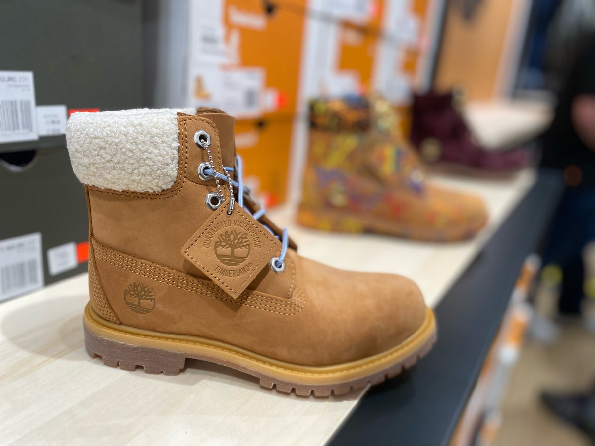 ✨EXCITING NEWS!✨

Our Timberland store is now open with up to 70% off RRP! 

#timberland #gloucesterquays #outletshopping #newstoreopening