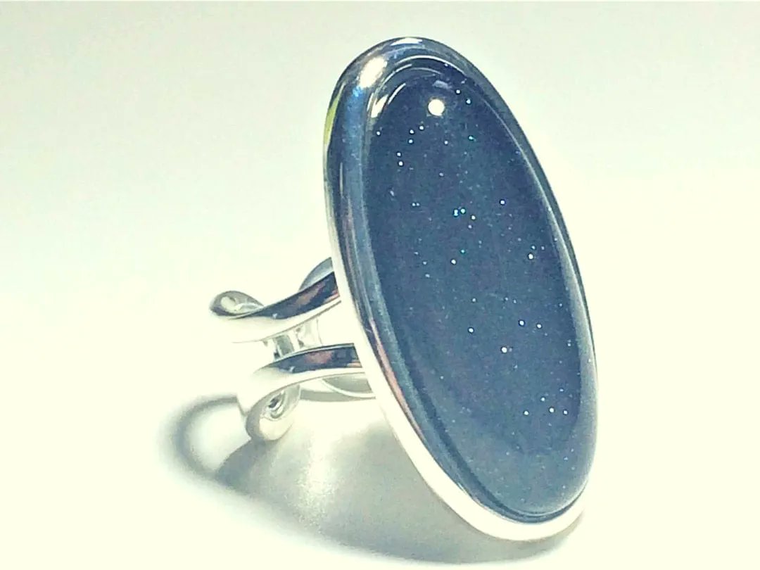 WickedFishBiz's tweet photo. Adjustable Ring in Blue Goldstone - One of our bestsellers!  https://t.co/4ocCmnh13D #ring #blue #handmade #glitter #sparkle #statement #etsy #rings #mothersdaygift #Navy #darkblue #giftidea #jewellery #adjustable #navyblue #rings #ringoftheday #jewelryaddict #jewelrylover https://t.co/0tkLMtXUdO