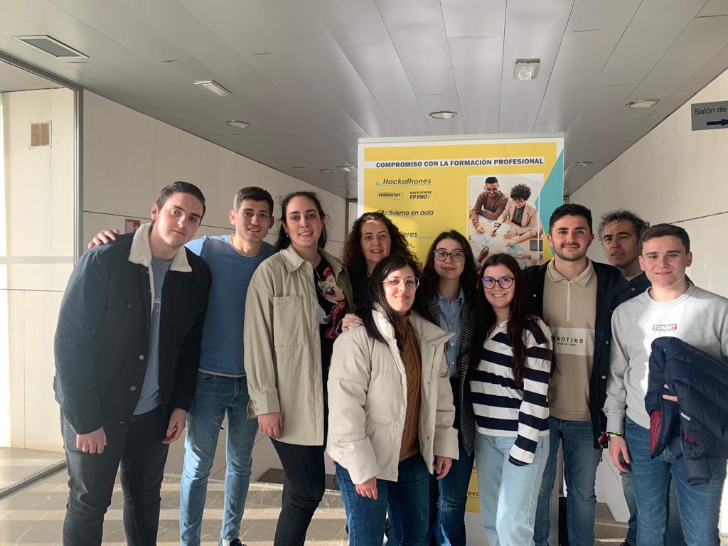 Alumnos de 1º de Administración y Finanzas asistieron al Hackathon WIN de empleabilidad.Herramientas para acceder al mundo laboral, trabajo en equipo, currículum, soft skills, canvas, entrevistas de trabajo…#formacionprofesional #fpinnovacion #HackathonWin  #APES_CLM