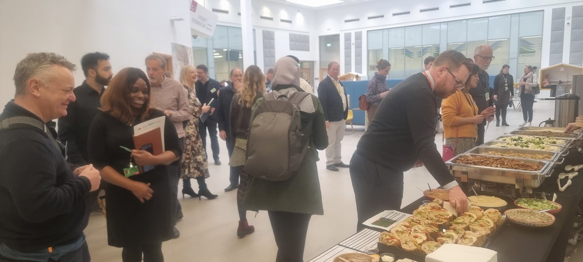 Innovators from across the region are uniting for #Helpathon2023! The event brings together academics, innovators & health professionals to explore how Tech Enabled Care can keep people living healthier and happier at home for longer. 🙌 But first - lunch! @UWEBristol @WEAHSN